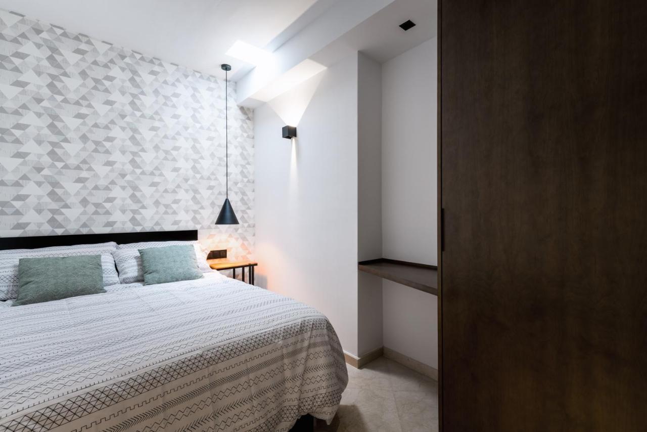Pj Terraza Privada Banera Exterior Junto Catedral Apartment Seville Luaran gambar